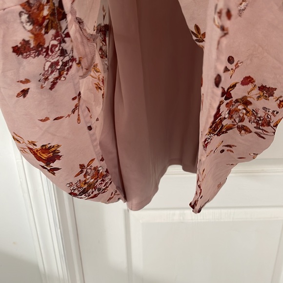 Pink Floral Long Sleeve MIDI Dress - Picture 4 of 4